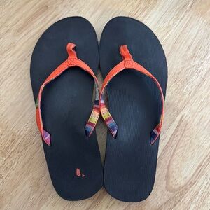 Sanuk sandals